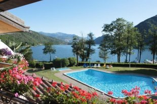 Porto Ceresio Lago di Lugano