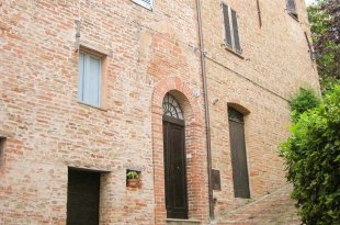 Sant'Angelo in Pontano Le Marche